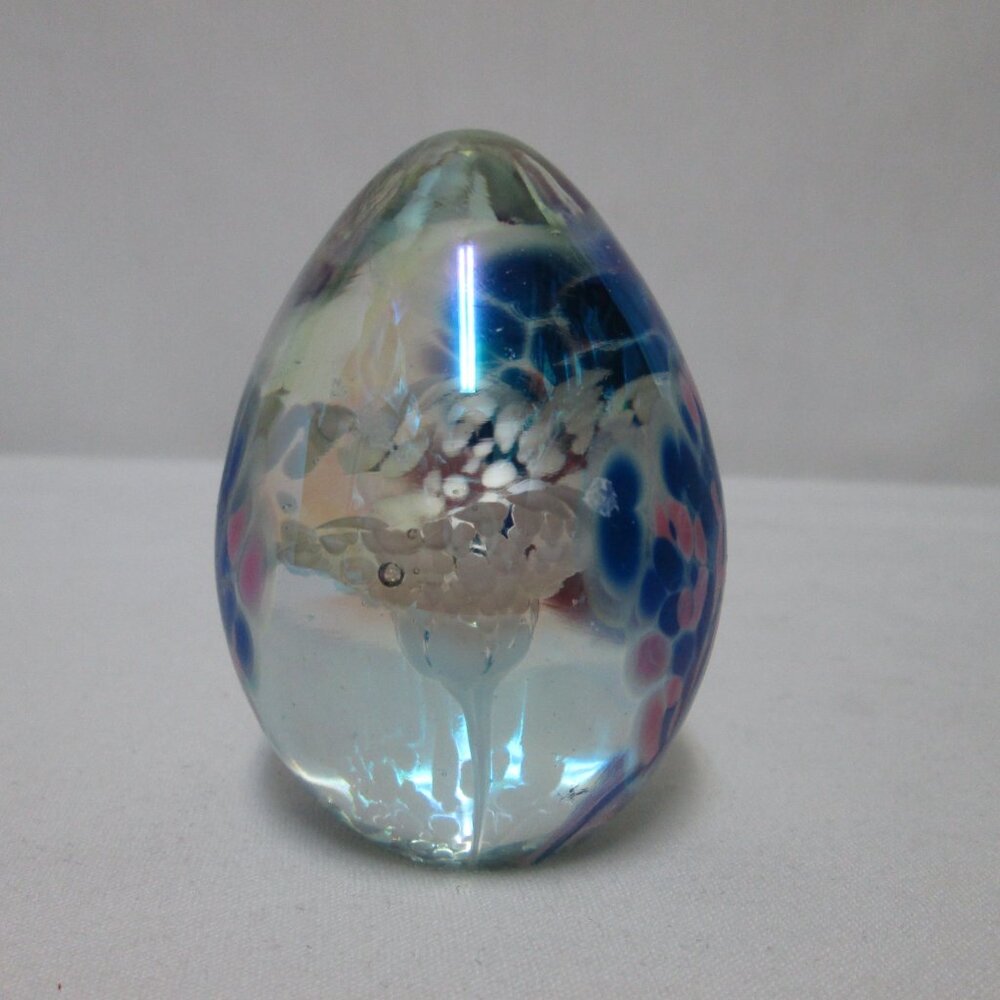 Vines Vintage Paperweight figurine Art Glass egg blue pink white 3" tall - Picture 4 of 8